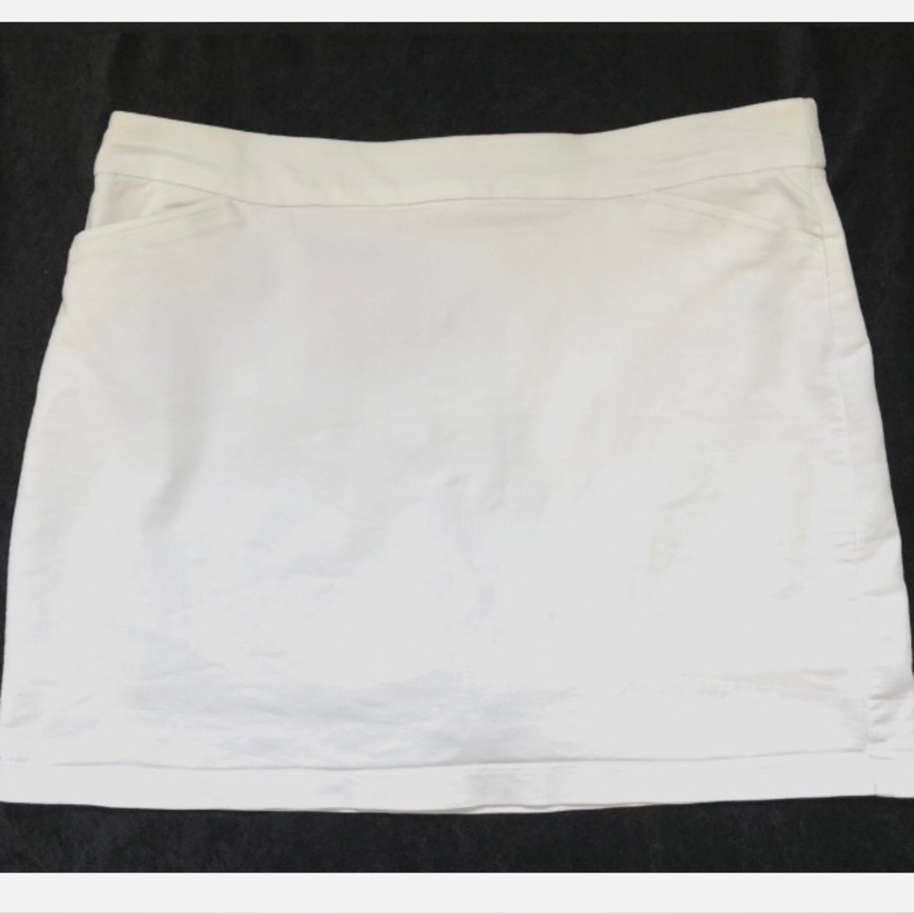 Croft & Barrow The Effortless Stretch Skort womens sz 18 White Pockets Shorts